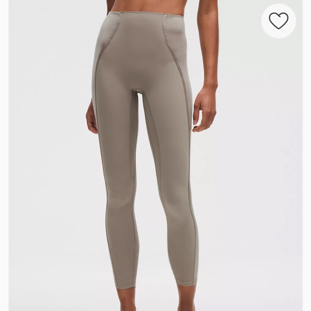 lululemon Align No Line™ High-Rise Pant 25"
Satin